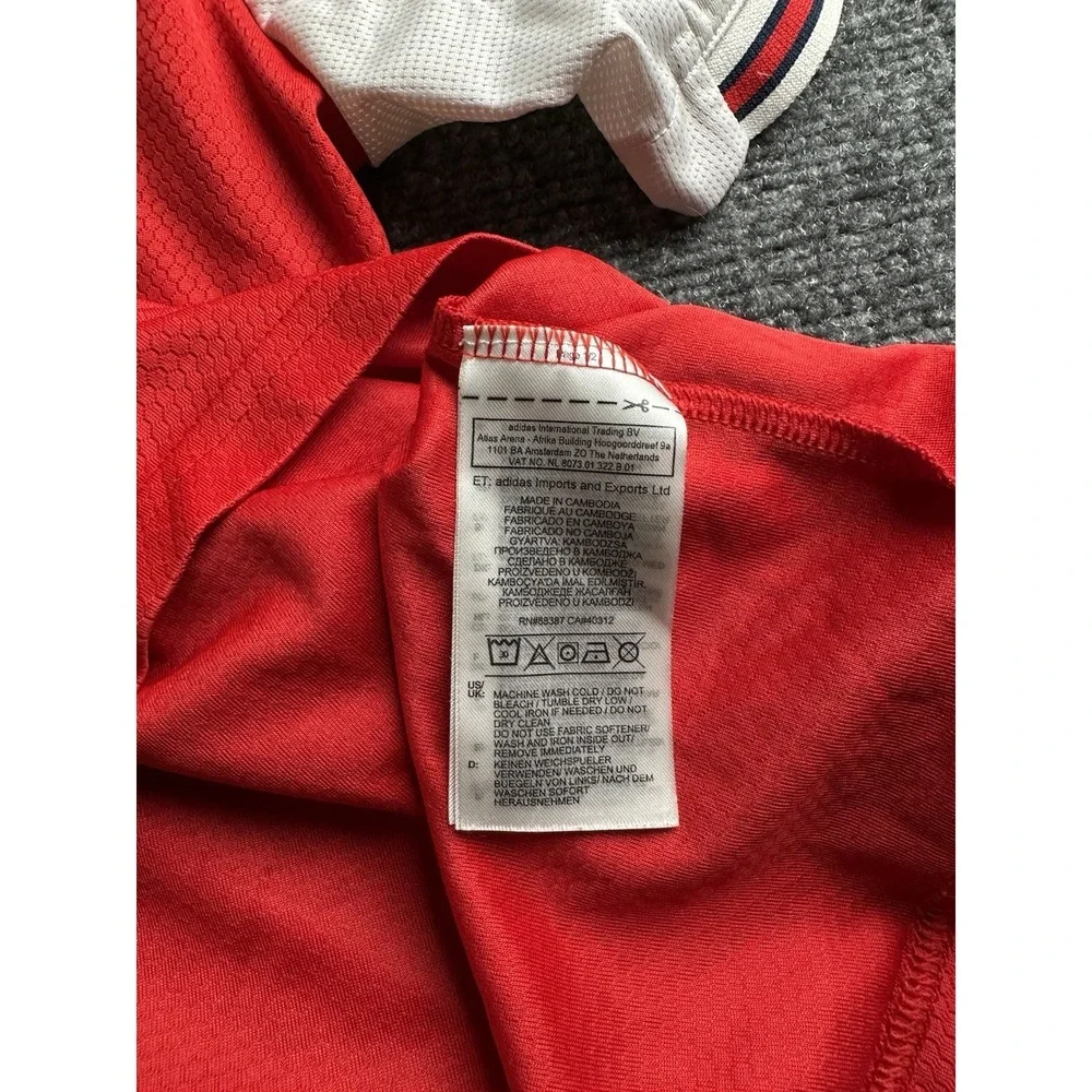 Boys Soccer Jersey Adidas Arsenal 2019-20 Fly Emirates, Size 15-16 Years